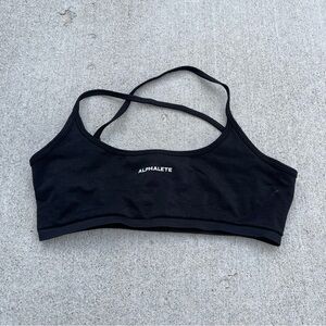 Alphalete amplify cross bra